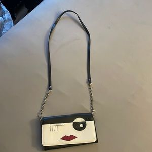 Crossbody small bag.